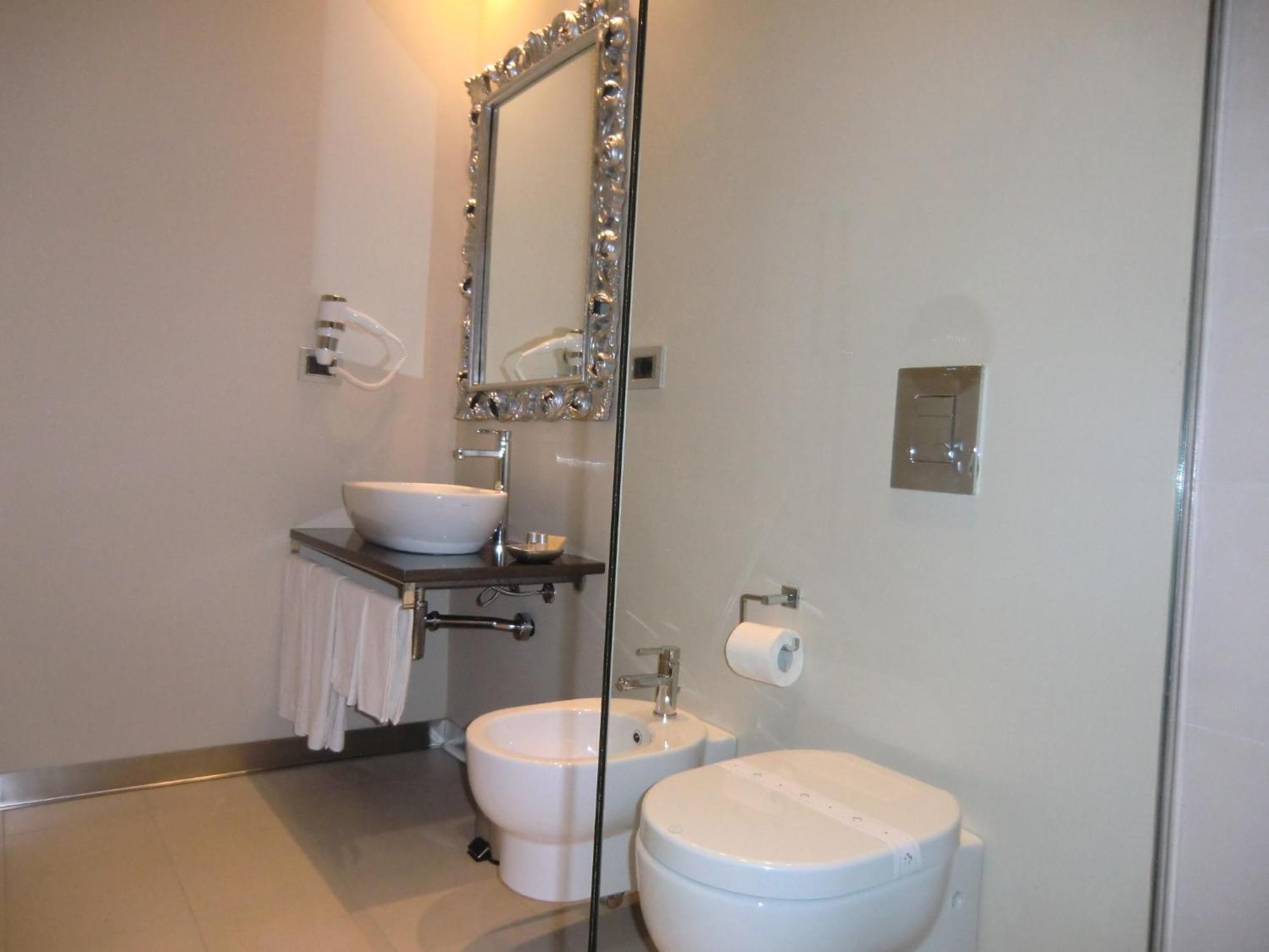 B&Beach Cagliari Guest House Habitación foto